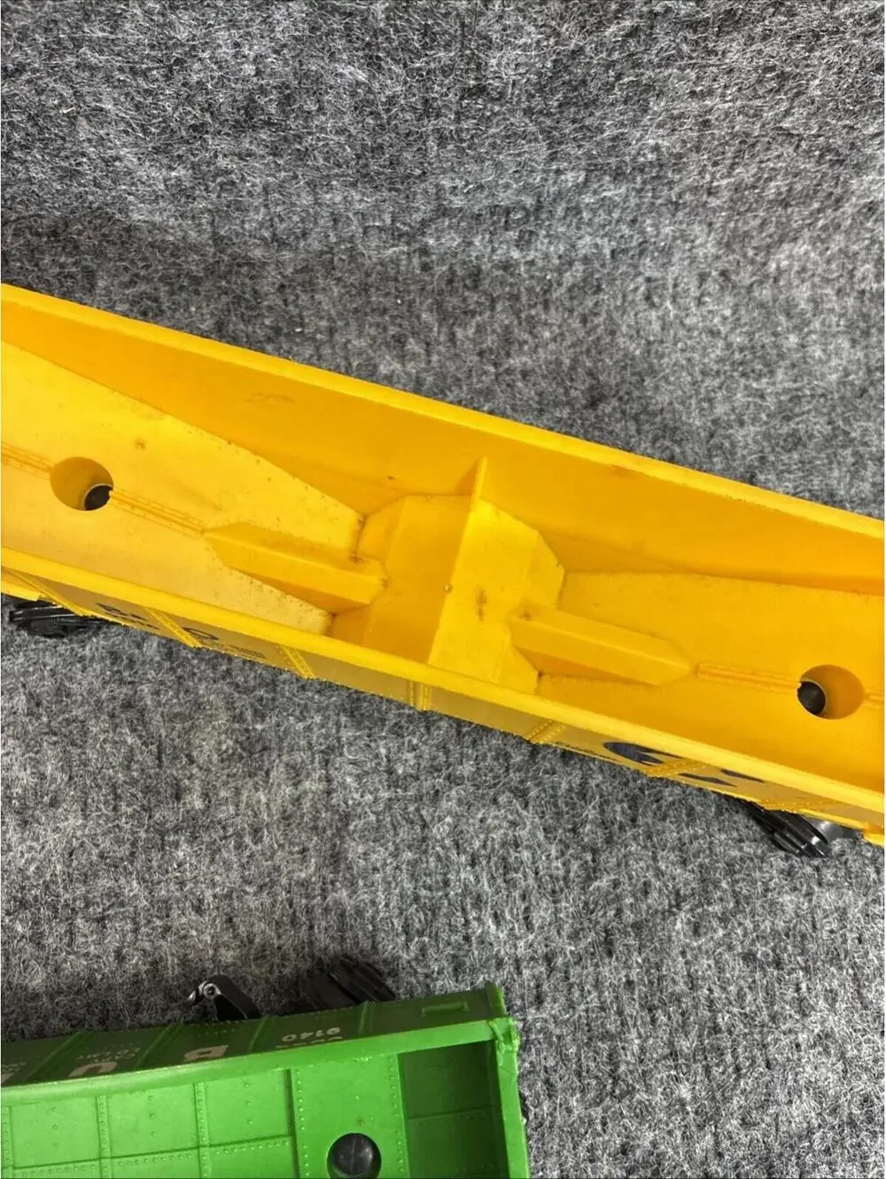 LIONEL 9016 9038 9140 B&O Railroad Chessie System 2 Bay Open Coal Hopper Lot